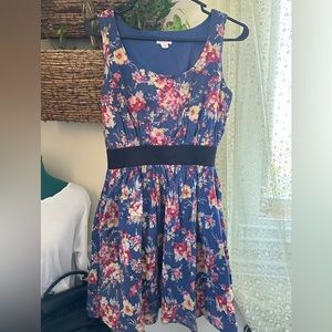 Dress blue with floral print size small